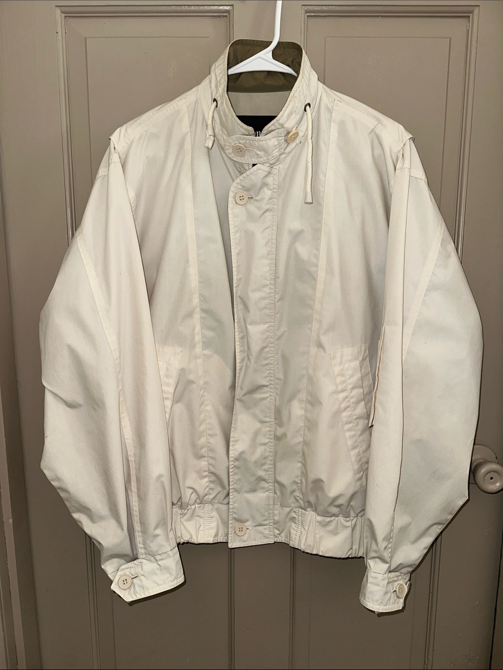 London Fog Cream Khaki Bomber Jacket Size Medium Vintage Style Lightweight